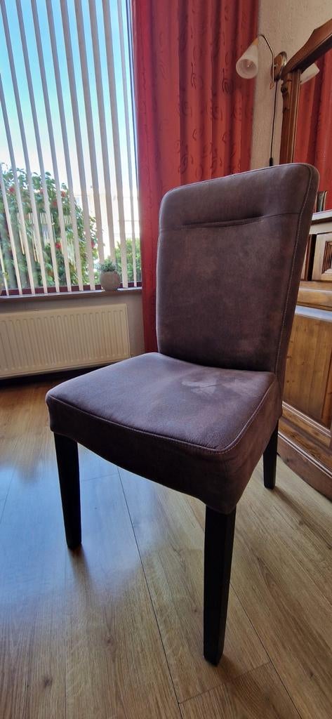 4 bruine eetkamerstoelen, Ophalen, Zo goed als nieuw, Bruin, Vier
