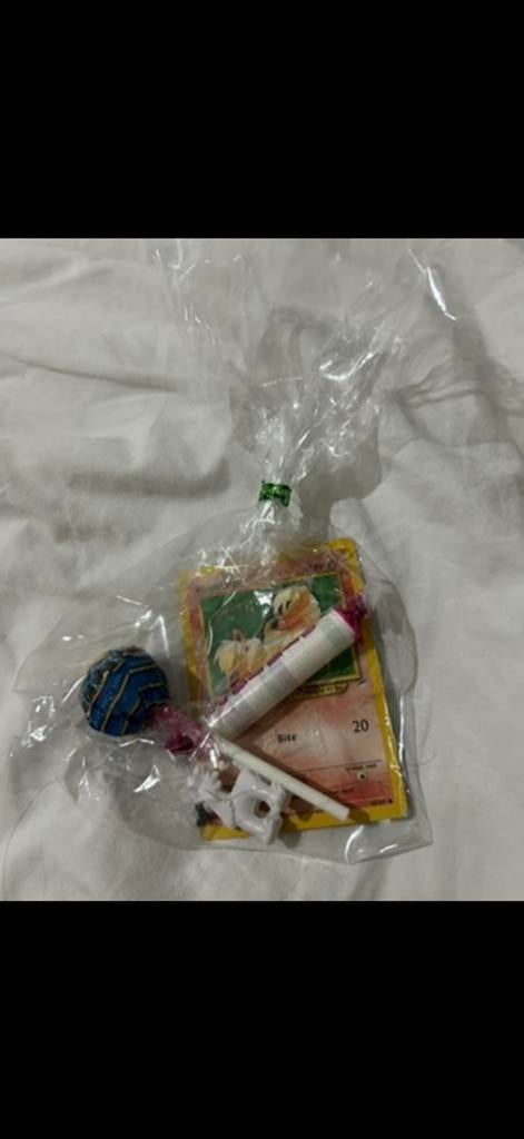 PokémonTraktatie: Kaart/Snoepgoed in 1.Handig vo koningsdag)