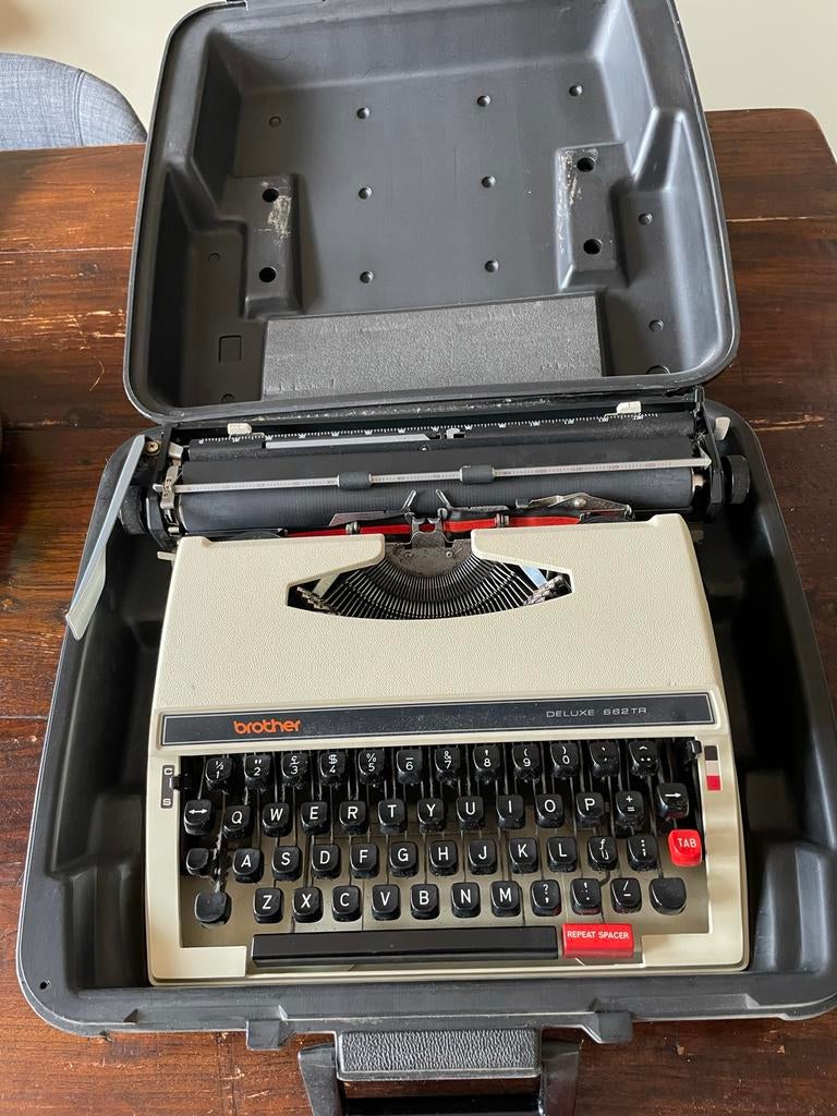 Typemachine Brother De Luxe 662 TR, Ophalen, Gebruikt