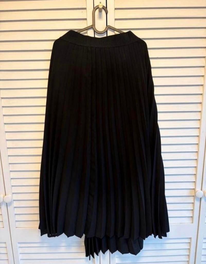 Plooi cirkel rok zwart Cos 44, Zwart, Maat 42/44 (L), Ophalen of Verzenden, Zo goed als nieuw