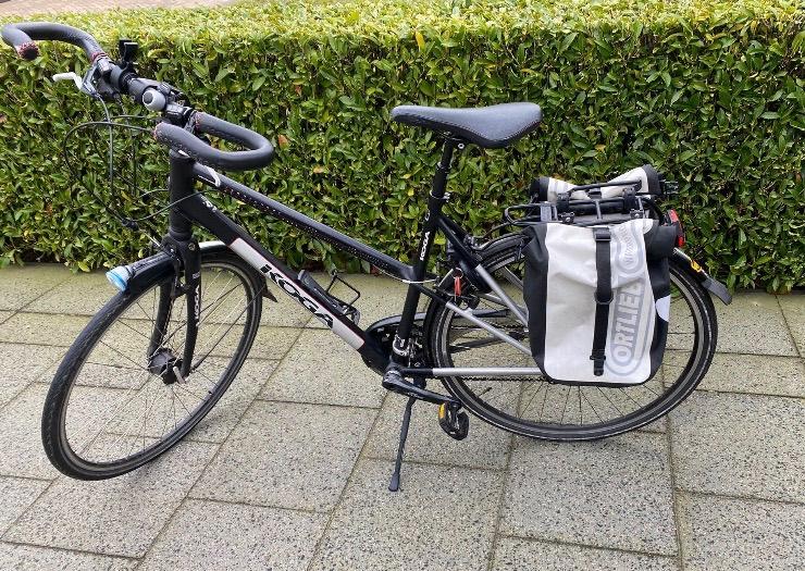 Twee witte ortlieb roller fietstassen, Fietsen en Brommers, Fietsaccessoires | Fietstassen, Ophalen, Gebruikt, Ortlieb