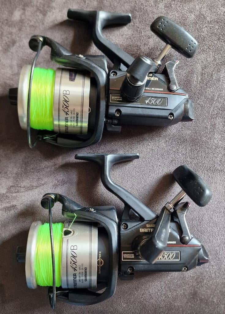 Shimano baitrunner usa 4500B   2 stuks Z.G.A.N, Ophalen of Verzenden, Zo goed als nieuw, Molen