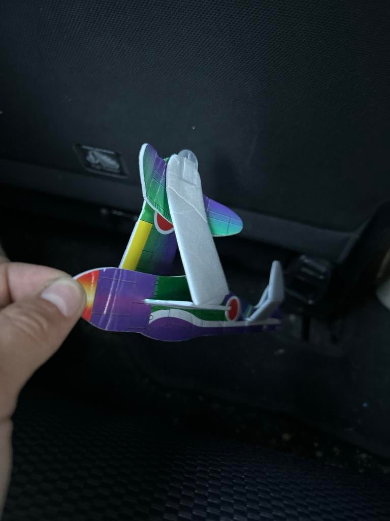 Zelfgemaakt papieren vliegtuig - Uniek en kleurrijk, Overige merken, Gebruikt, Ophalen of Verzenden, Groter dan 1:72