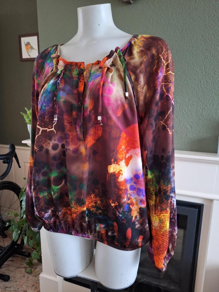 Elvira mooie kleurrijke top S 36, Kleding | Dames, Tops, Overige kleuren, Verzenden, Zo goed als nieuw, Lange mouw