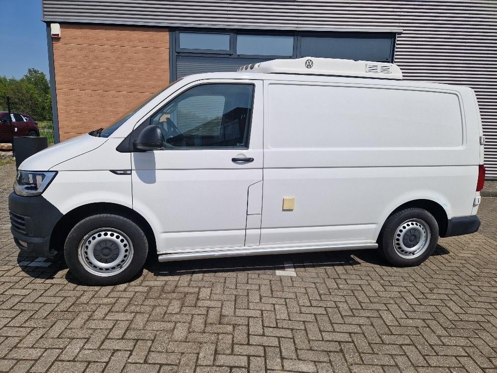 Volkswagen Transporter 2.0 TDI dag nacht koeling stekker air, Voorwielaandrijving, Stof, Gebruikt, Volkswagen