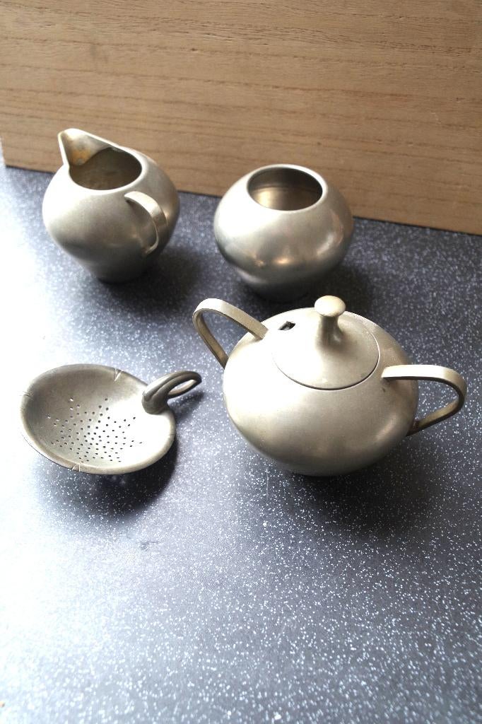 Artdeco thee set van de Zeister Tin Industrie, Ophalen