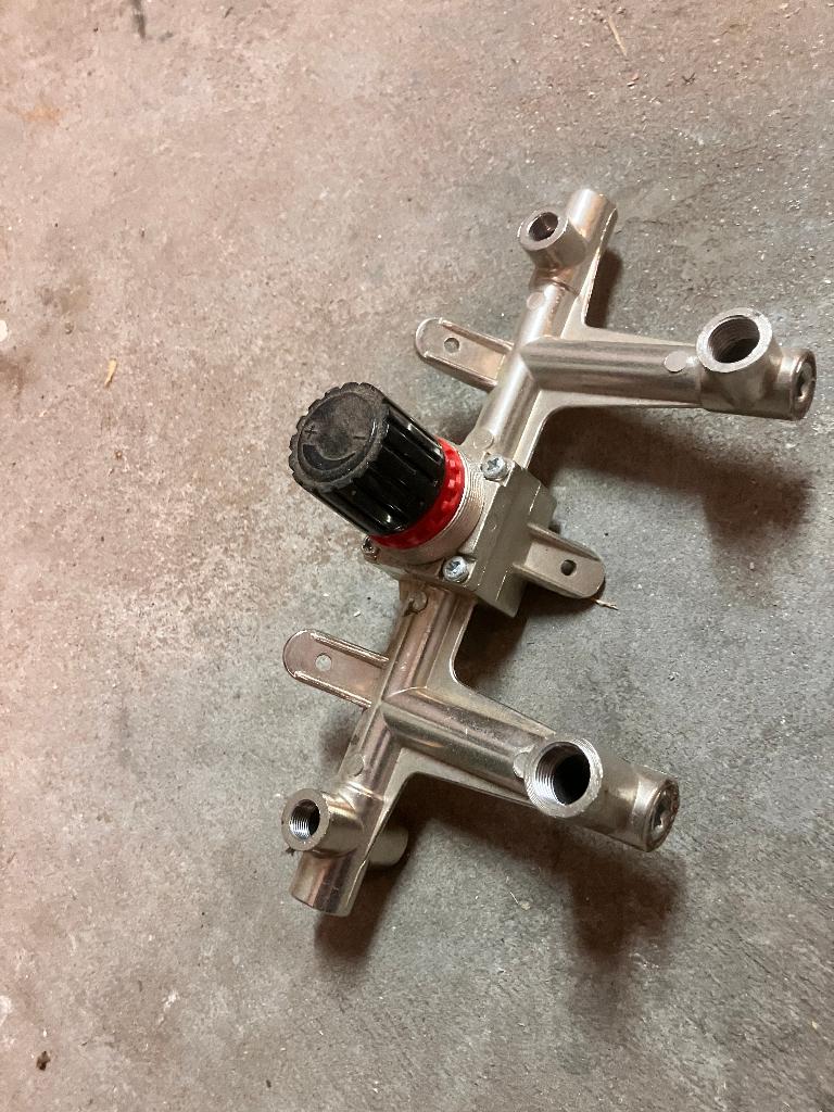 Airpress drukregelaar/gietstuk nieuw, Minder dan 25 liter, Ophalen of Verzenden, Nieuw, Minder dan 200 liter/min