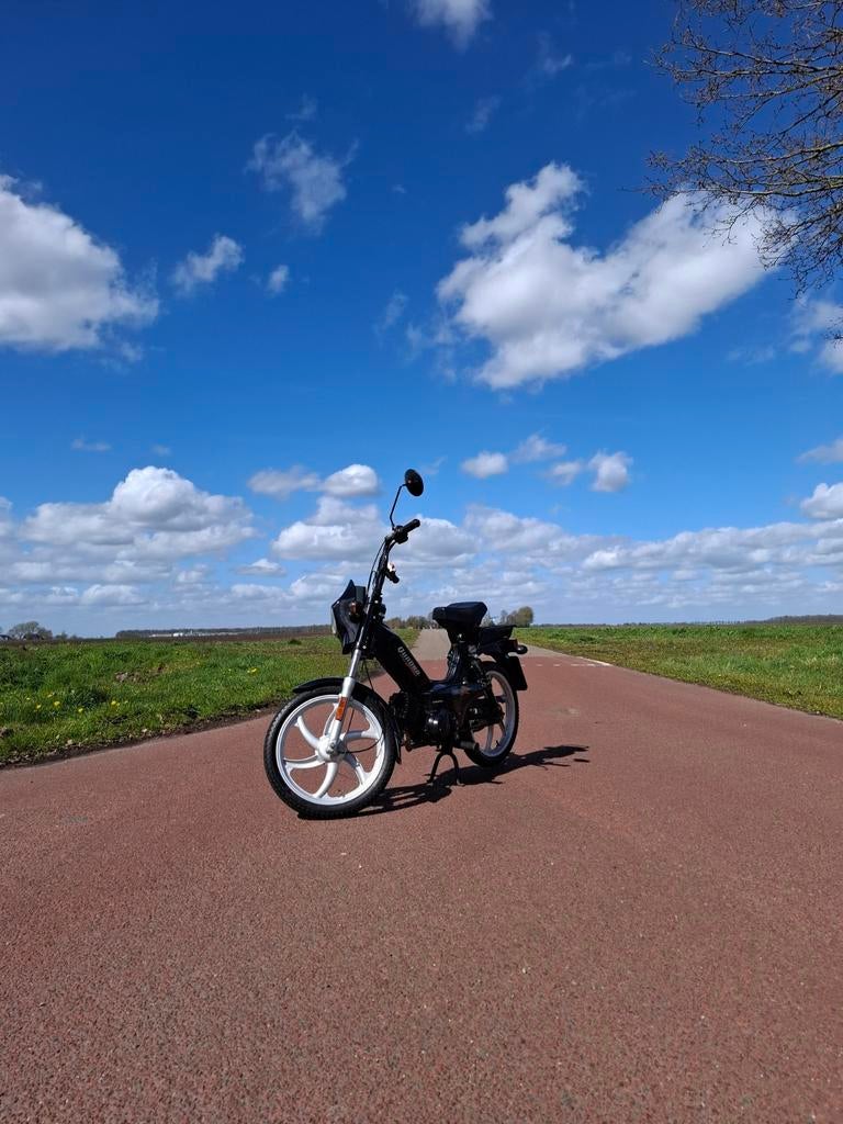 Tomos Quadro E-start geel kenteken, Fietsen en Brommers, Brommers | Tomos, Ophalen, Gebruikt, Maximaal 45 km/u, 2 versnellingen