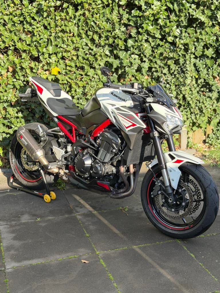 Kawasaki Z900 Performance 2022 Akrapovic topstaat onderhoud, Motoren, Sportuitlaat, Occasion, Particulier, Handgeschakeld