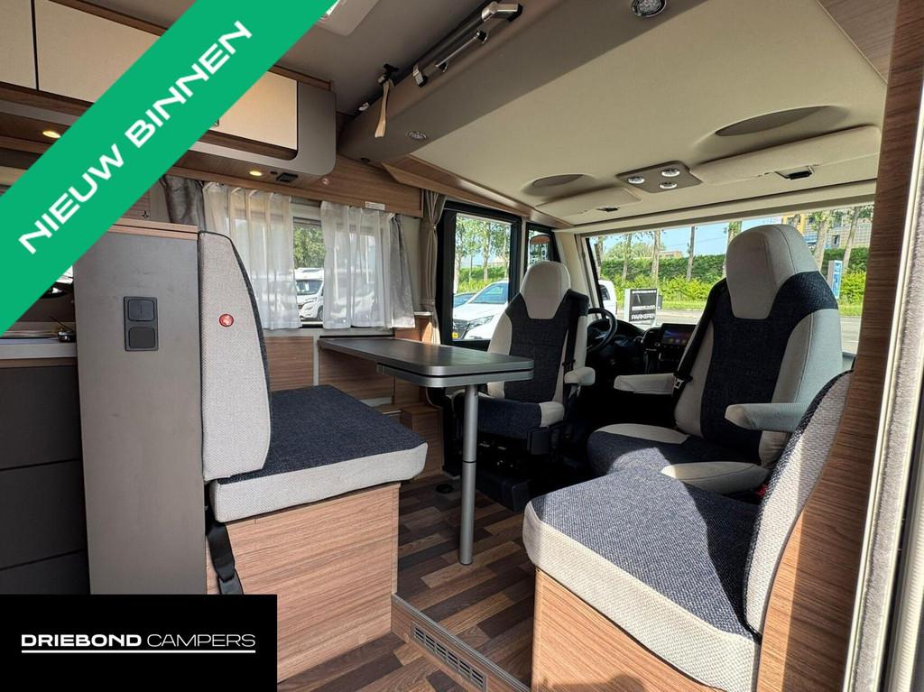 Weinsberg 700MEG CaraCore 9T-Automaat Enkele Bedden Hefbed L, Caravans en Kamperen, Campers, Weinsberg, Airbags, 7 tot 8 meter