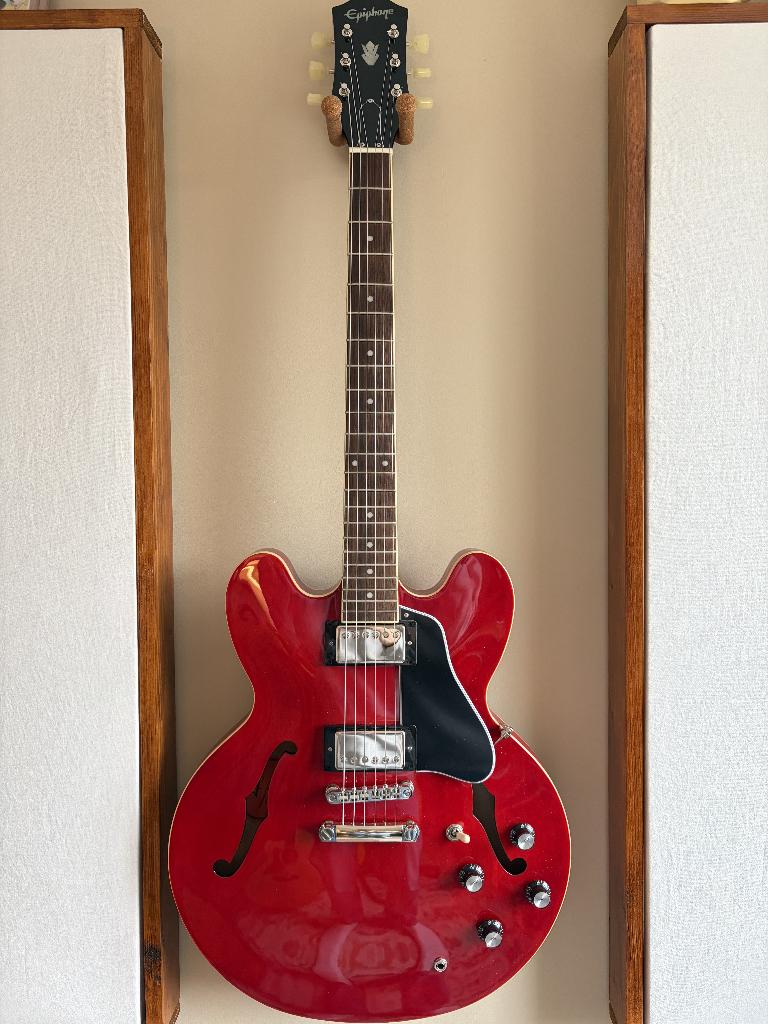 Epiphone ES-335 Cherry inspired by Gibson (met koffer), Ophalen, Nieuw, Semi-solid body, Epiphone