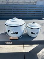 Emaille potten voor knoflook en uien - Wit, Huis en Inrichting, Ophalen