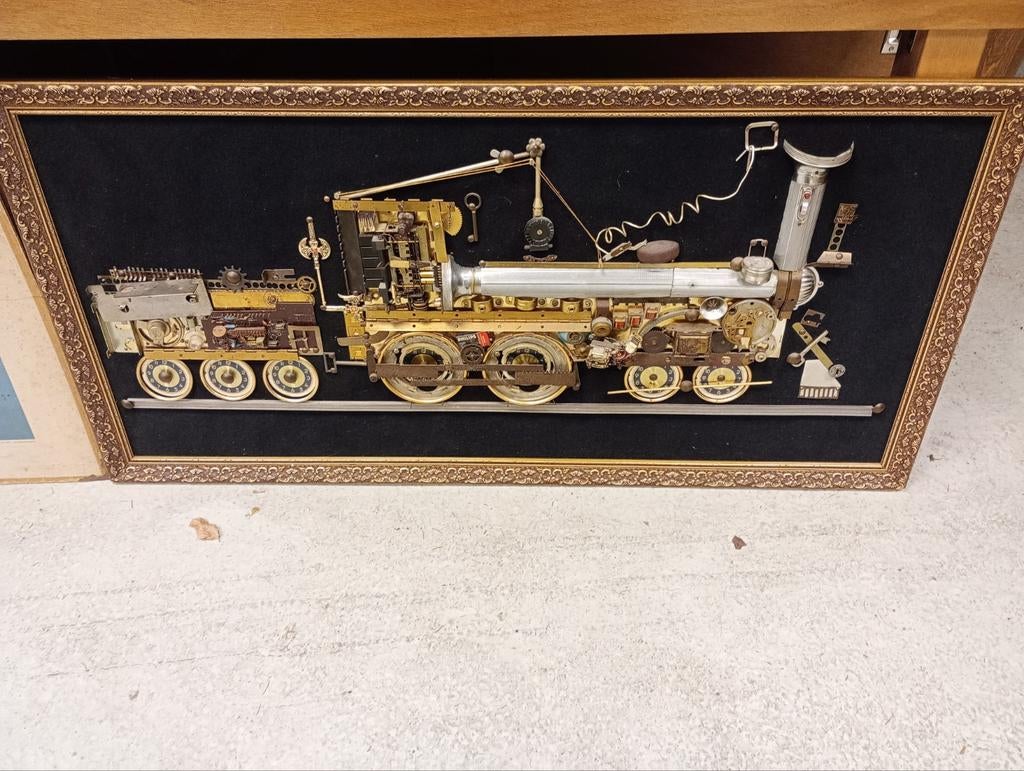Zelf gemaakte trein schilderij van allerlei onderdelen, Antiek en Kunst, Ophalen
