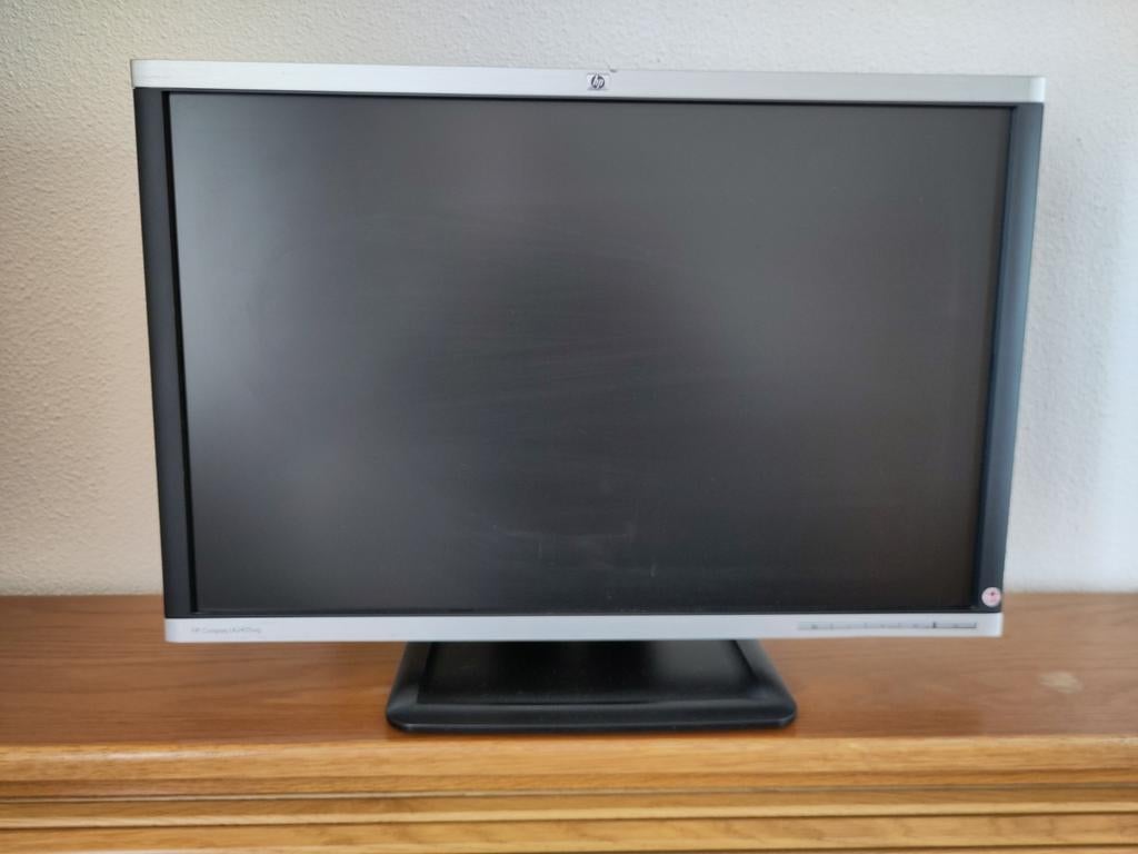 HP Compaq LA2405wg monitor - Inclusief kabels, verstelbaar, Ophalen, Gebruikt, HP Compaq, In hoogte verstelbaar
