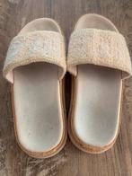 Zeer leuke Uggs slippers mt 36, Ophalen of Verzenden, Zo goed als nieuw