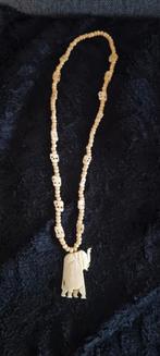 Lange ivoren ketting met ivoren olifant en kralen, Gebruikt, Beige, Ophalen of Verzenden, Overige materialen