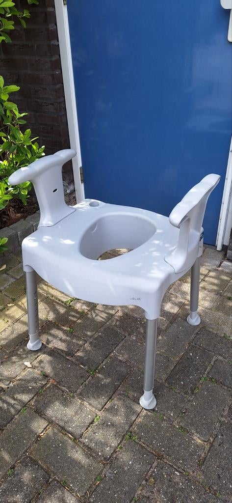 Etac douchekruk/postoel lichtgewicht en verstelbaar zgan, Diversen, Verpleegmiddelen, Ophalen of Verzenden, Zo goed als nieuw