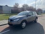 Nissan Qashqai 1.6 Acenta Dealer onderhouden! 1e eigenaar, Voorwielaandrijving, Stof, Gebruikt, 1225 kg