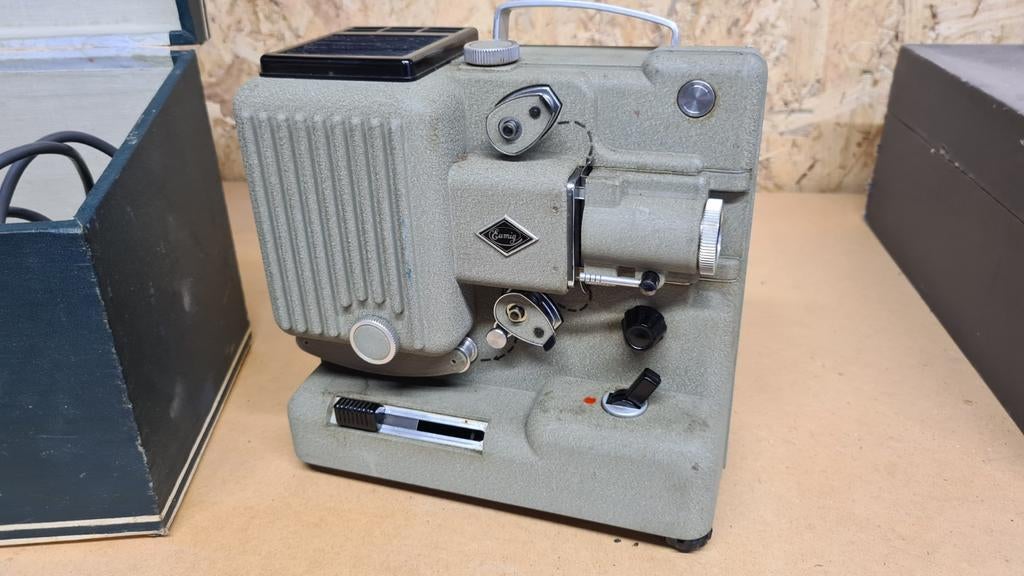 Vintage Eumig P8 Projector, Ophalen, Overige technologieën, Eumig, Niet werkend
