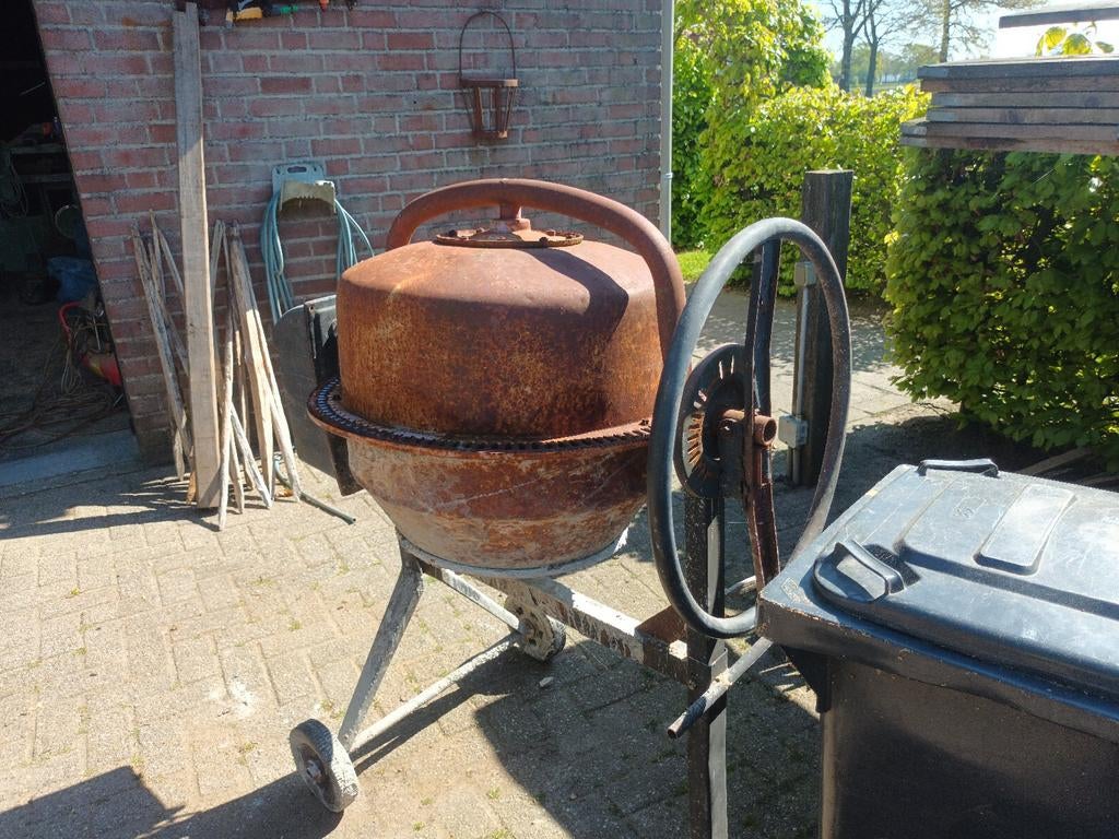 Betonmolen, Ophalen of Verzenden