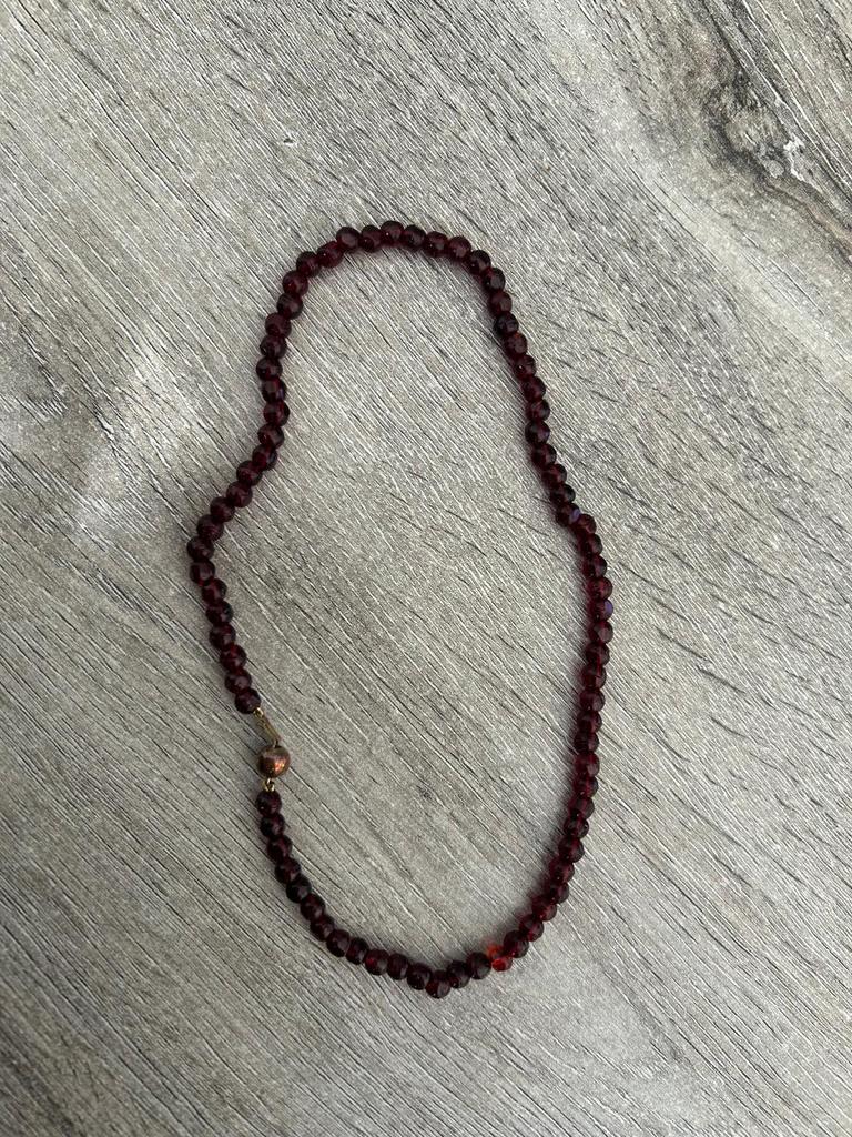 Antiek Granaat & Bloedkoraal ketting met 14k Gouden Sluiting, Sieraden, Tassen en Uiterlijk, Kettingen, Ophalen, Gebruikt, Met edelsteen