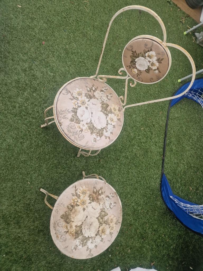 Antieke stoel en voetkrukje van ijzer retro, Ophalen of Verzenden