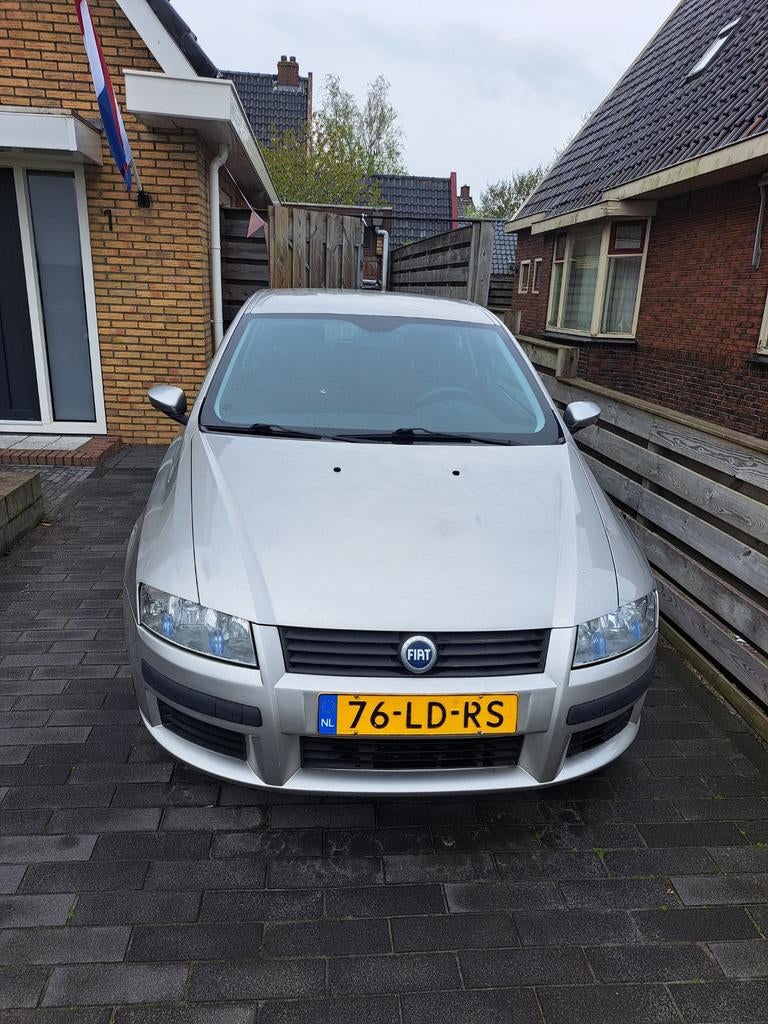 Fiat stilo apk tot 29-04-2026 107.000 km, Voorwielaandrijving, 1596 cc, 4 cilinders, 103 pk