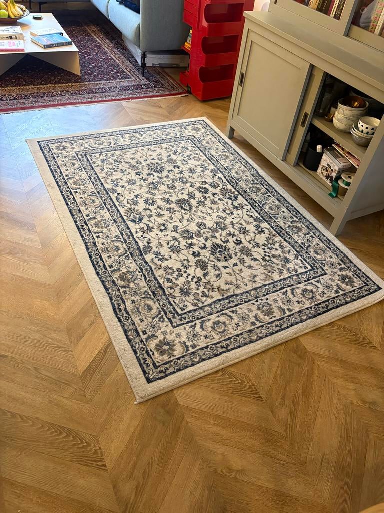 Perzische stijl vloerkleed, 140x180, Huis en Inrichting, Stoffering | Tapijten en Kleden, Ophalen, Gebruikt, 100 tot 150 cm, Crème