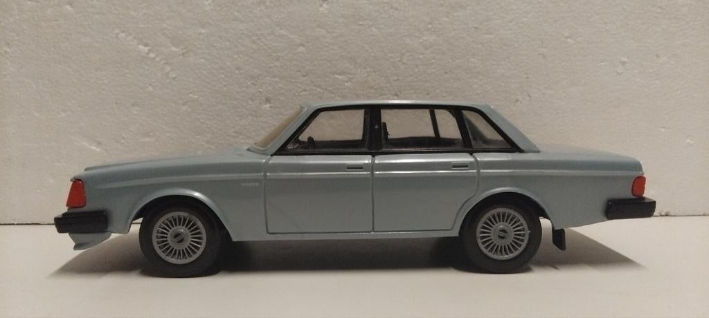 Stahlberg 1/24 Volvo 242 GL sedan bluegrey, Ophalen of Verzenden, Gebruikt, Auto, Overige merken