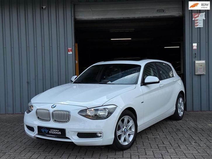 BMW 1-serie 116i Business+ Urban Opendak | Navi | PDC, Auto's, BMW, Bedrijf, Te koop, 1-Serie, ABS, Airbags, Airconditioning, Bluetooth