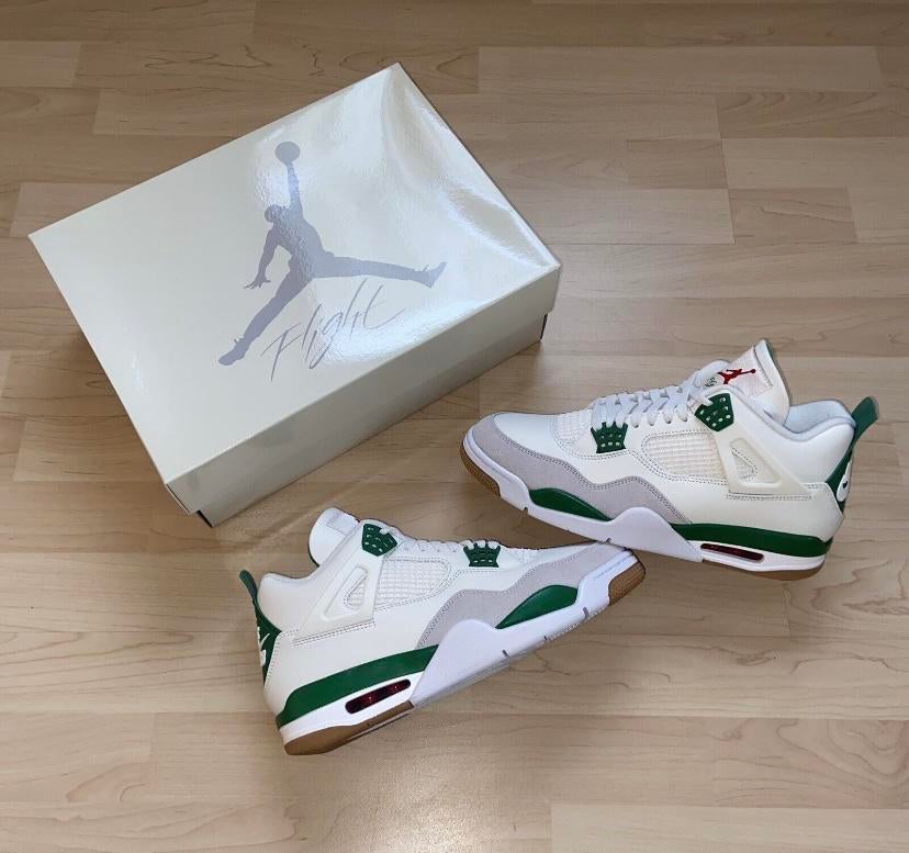 Jordan 4 pine green, Ophalen of Verzenden, Zo goed als nieuw, Overige kleuren