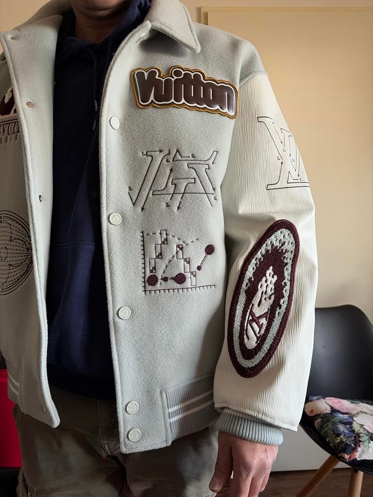 Louis Vuitton Varsity Jacket - Nieuw, Kleding | Heren, Jassen | Zomer, Maat 52/54 (L), Nieuw, Ophalen of Verzenden, Louis vutton