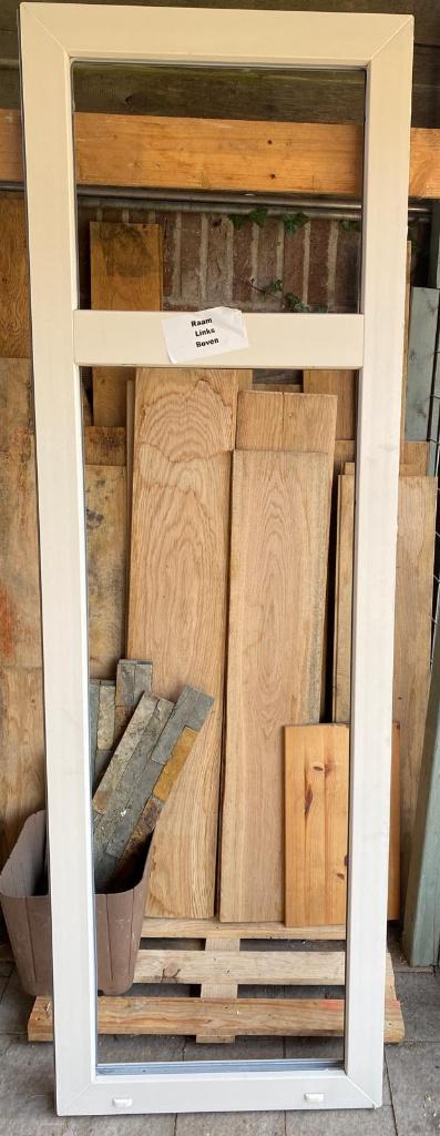 Kunststof raamkozijn wit 59,5 x187 met dubbel glas, Hobby en Vrije tijd, Overige Hobby en Vrije tijd, Gebruikt, Ophalen