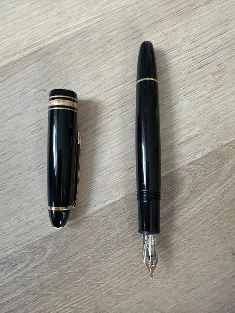 Mont Blanc Meisterstuck Vulpen met etui, Verzamelen, Pennenverzamelingen, Met doosje, Ophalen of Verzenden, Zo goed als nieuw