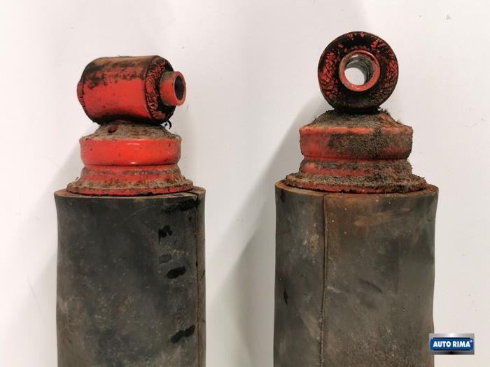 Schokdemper set van een Volvo 7-Serie, Gebruikt, -, -, Ophalen of Verzenden