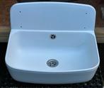Witte uitgietbak kunststof, Ophalen of Verzenden, Gebruikt, Wastafel