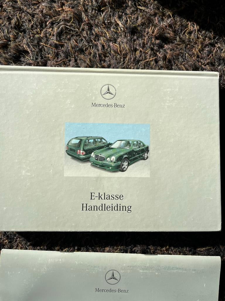 Handleidingen Mercedes E-klasse W210 en Radio Audio 10/30, Ophalen of Verzenden