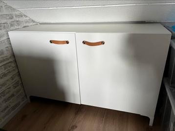Witte IKEA BESTÅ kast - afbeelding 1