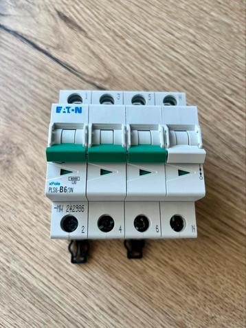Eaton installatieautomaat 3 polig + nul 6A B karakteristiek beschikbaar voor biedingen