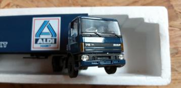 DAF 75 Lioncar lion toys trekker oplegger  beschikbaar voor biedingen