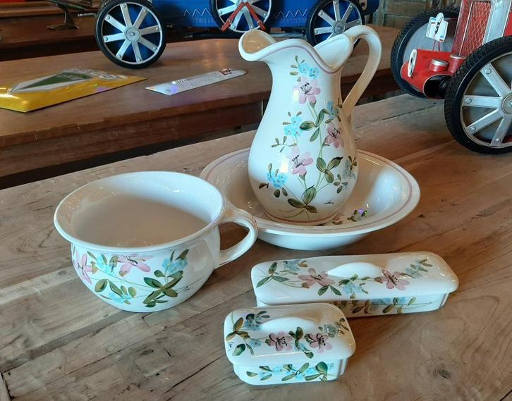 Compleet lampetstel bestaat uit 5 delen 2 soorten leverbaar, Antiek en Kunst, Curiosa en Brocante, Ophalen