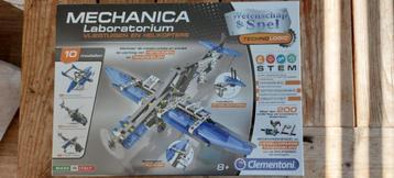 Clemenentoni Wetenschap & Spel Vliegtuigen en Helikopters beschikbaar voor biedingen