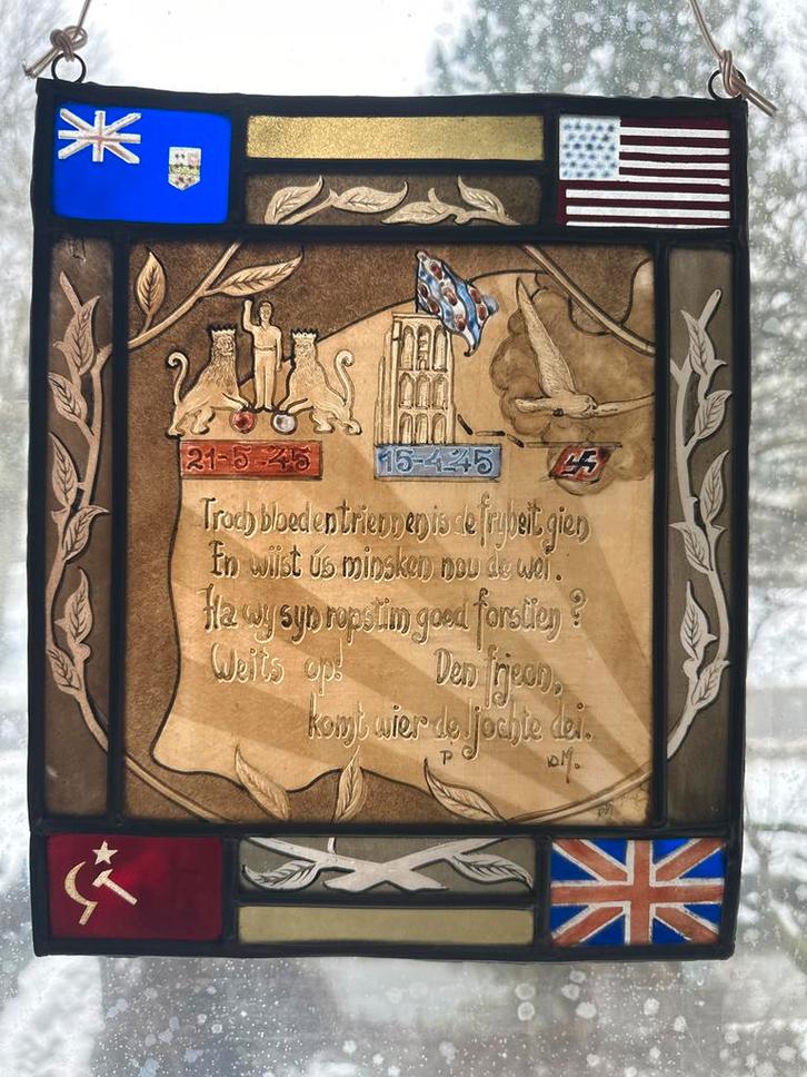 Glas in lood hanger Friesland WOII, Antiek en Kunst, Antiek | Wandborden en Tegels, Ophalen of Verzenden