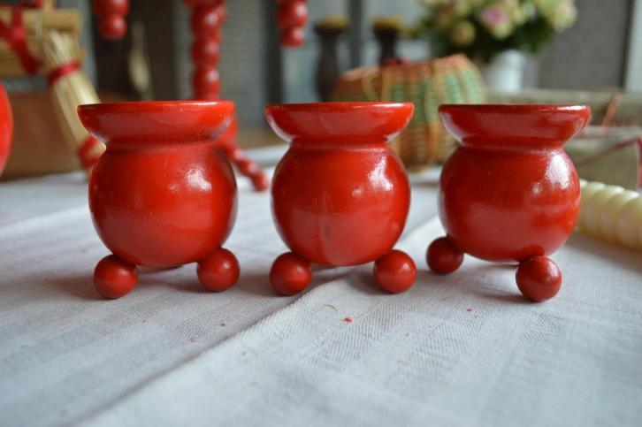3 leuke vintage ZWEEDSE rode DALA BALS kandelaars, Diversen, Kerst, Gebruikt, Ophalen of Verzenden