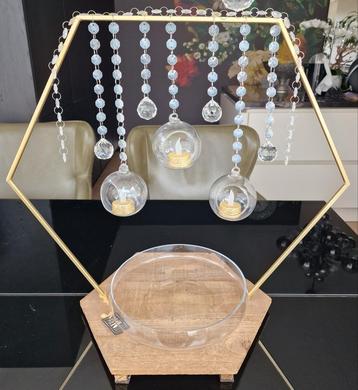 Prachtige centerpiece (tafeldecoratie). beschikbaar voor biedingen