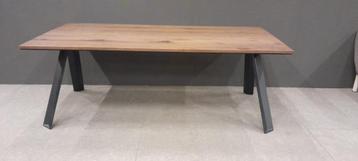 Eettafel Happy@Home Janella 210cm met metalen poten €500,- beschikbaar voor biedingen
