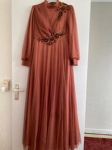 Jurken beschikbaar voor biedingen