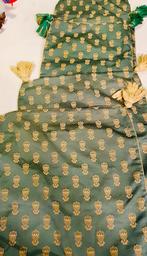 Groene sierkussenslopen. Passen goed bij Geranium servies, Ophalen of Verzenden, Nieuw, Groen, Vierkant