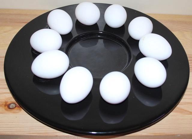 eierbord 97931, Huis en Inrichting, Keuken | Servies, Zo goed als nieuw, Schaal of Schalen, Overige stijlen, Ophalen of Verzenden