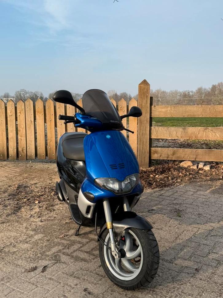 Gilera gunner 50cc sp dd duits, Fietsen en Brommers, Scooters | Overige merken, Zo goed als nieuw, Tweetakt, Ophalen
